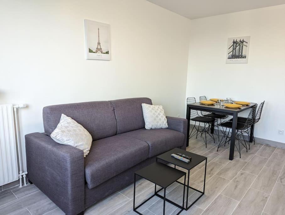 Appart Tout Confort Tres Proche Rer A Torcy  Esterno foto